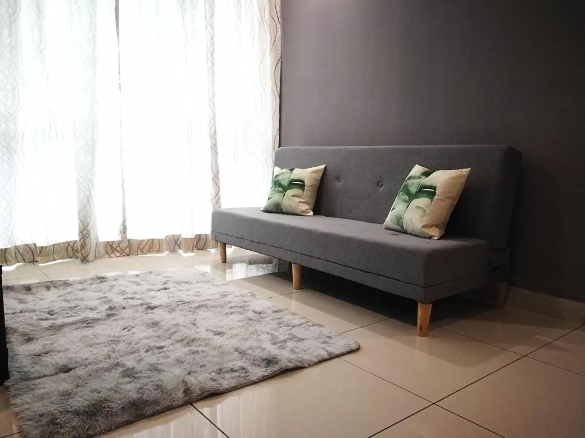 Central Residence Homestay @ Sungai Besi, クアラルンプール アパート