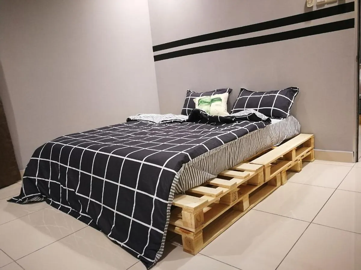 Central Residence Homestay @ Sungai Besi, クアラルンプール アパート